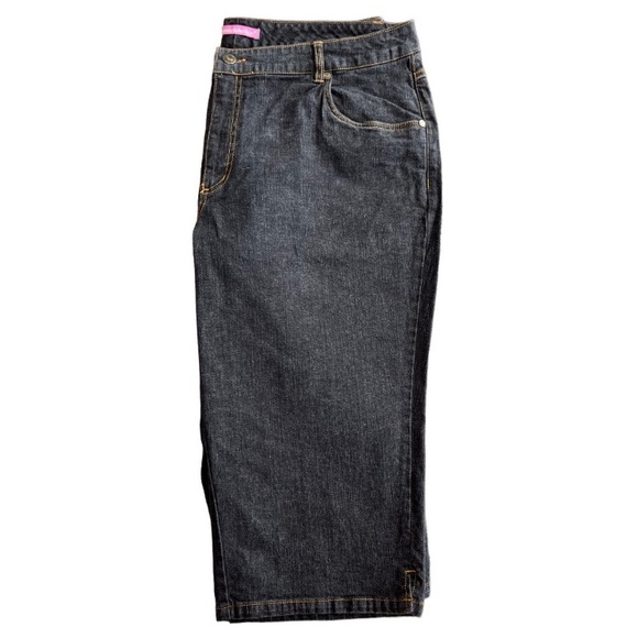 Natural Fit Black Capri Jeans Woman Within Plus Size Cropped Jeans - Picture 12 of 16